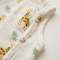 Jabla Co Ord Set - Jabla Shorts - 100% Organic Muslin Cotton - Giraffe
